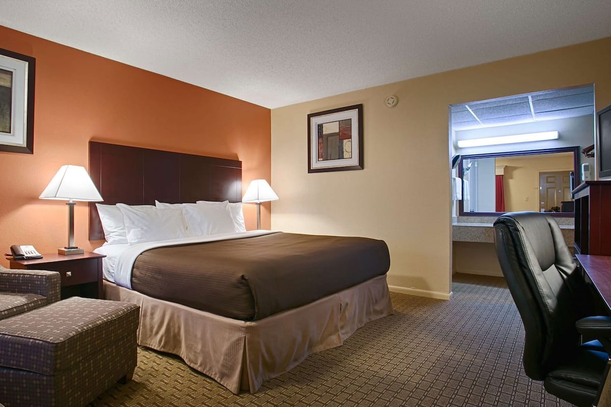 Bureau, espace de travail pour ordinateurs portables