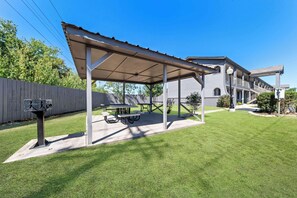 Grill-/Picknickplatz