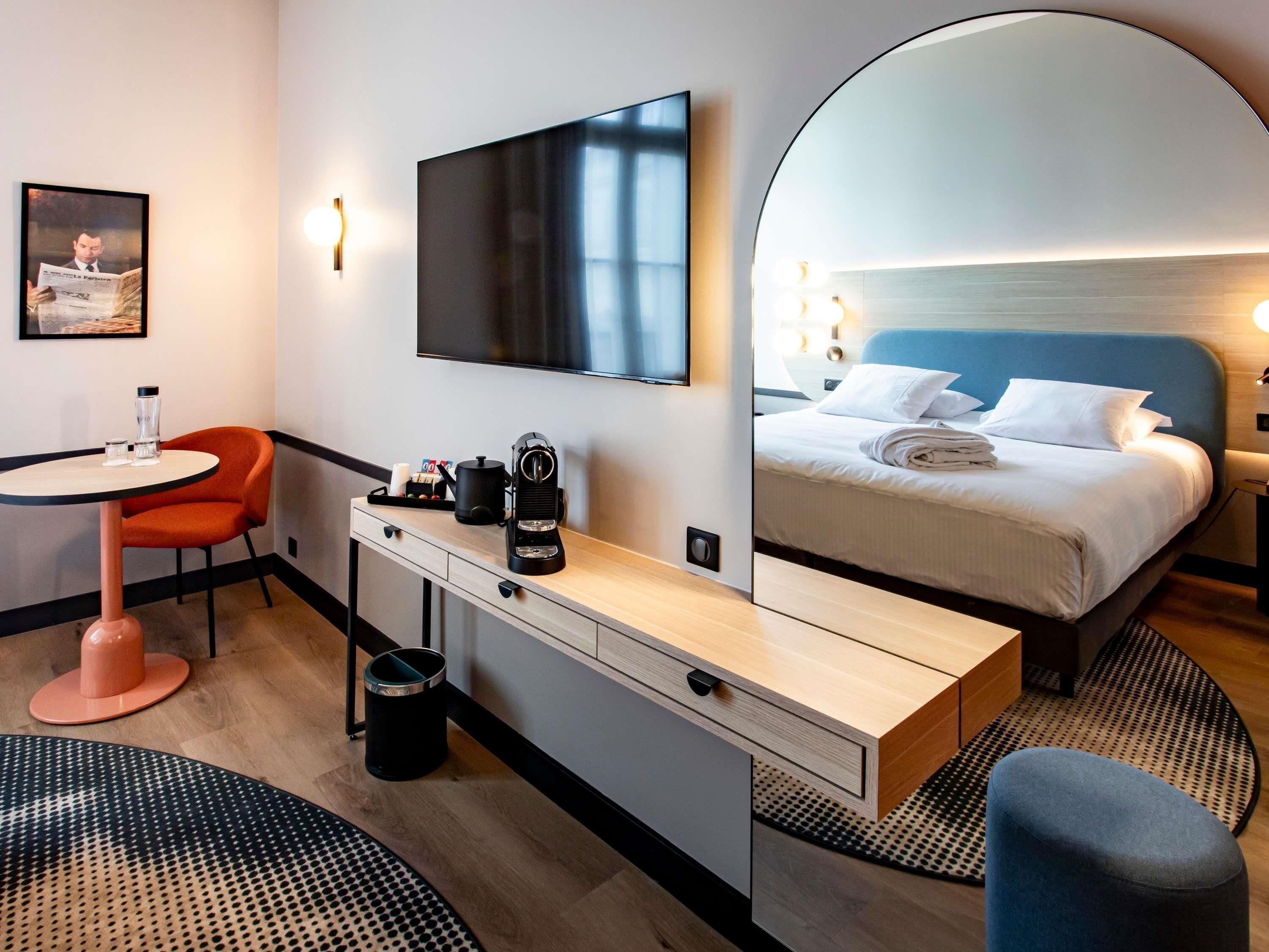 高級寢具、客房內保險箱、書桌、遮光布/窗簾