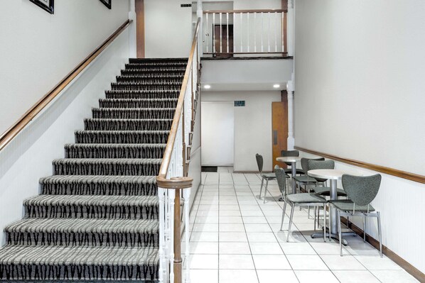 Lobby - Pelham Birmingham (Pelham)