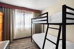 Family Suite, Multiple Beds, Non Smoking, Microwave (with Sofabed) | Premium bedding, in-room safe, desk, laptop workspace