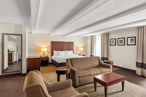 Premium bedding, pillow-top beds, in-room safe, desk