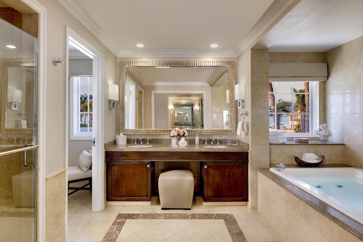 presidential suite | bathroom | shower, free toiletries, hair dryer, bathrobes