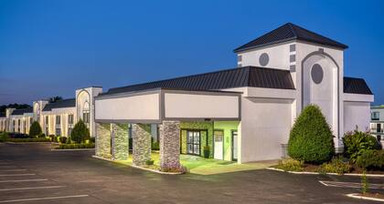 Best Western Greensboro Coliseum Inn