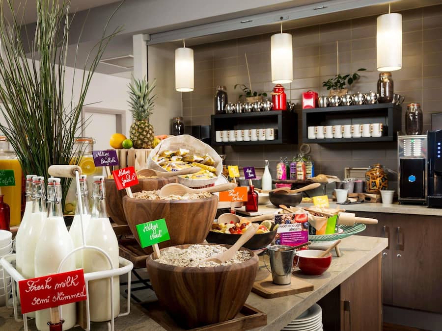 Café da manhã, almoço e jantar