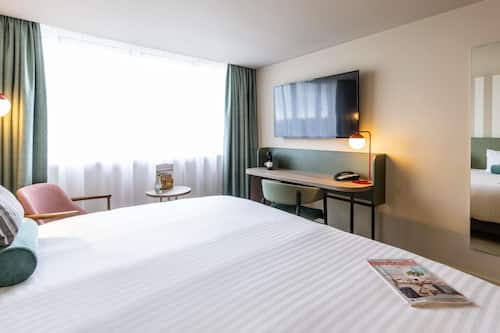 Privilege, Kamer, 1 kingsize bed | Een kluis op de kamer, een bureau, een laptopwerkplek