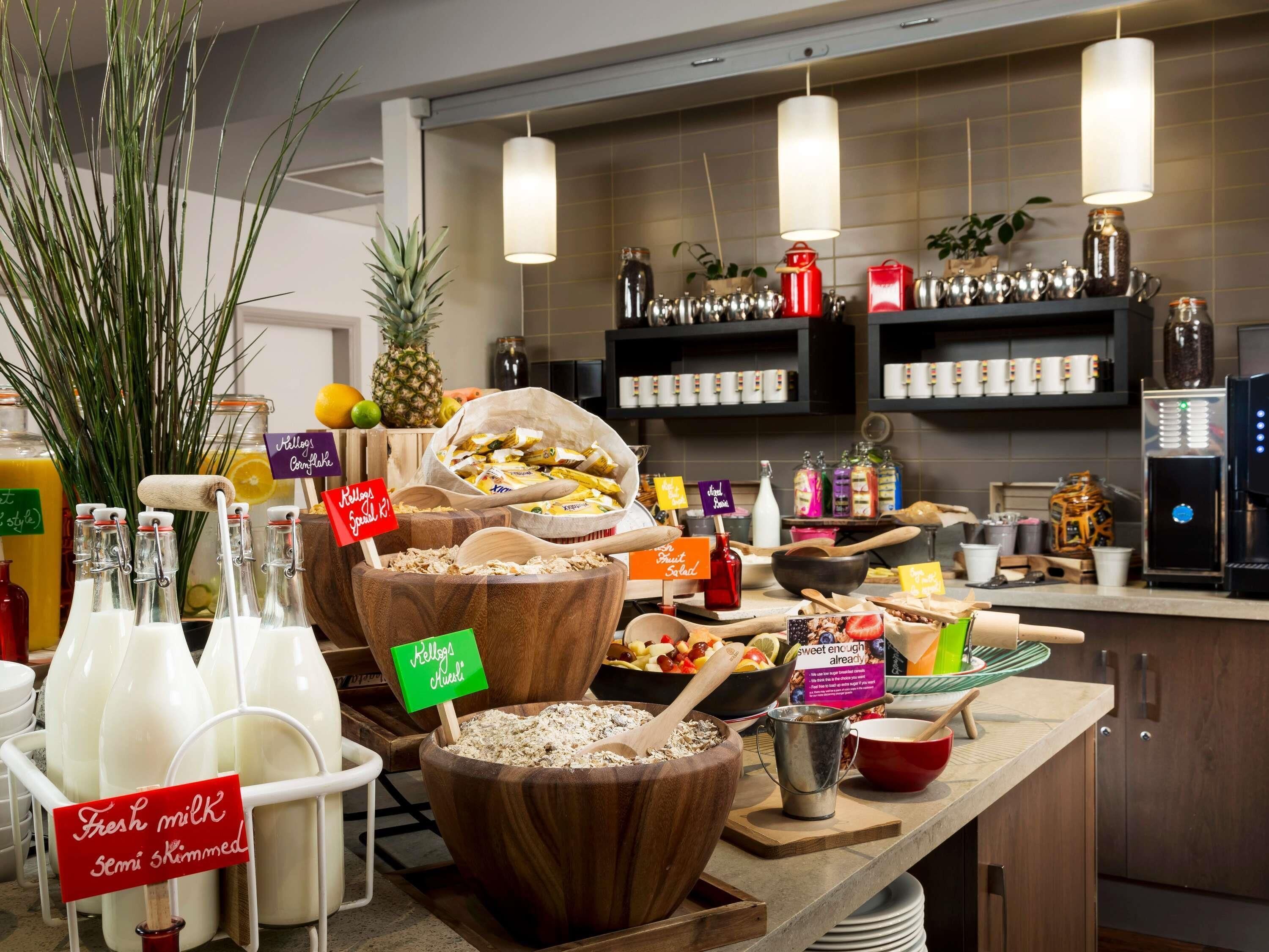Aperto a colazione, pranzo e cena