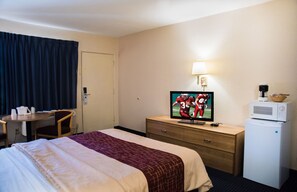 Superior Room, 1 King Bed, Non Smoking - Red Roof Inn Blythe (Blythe)