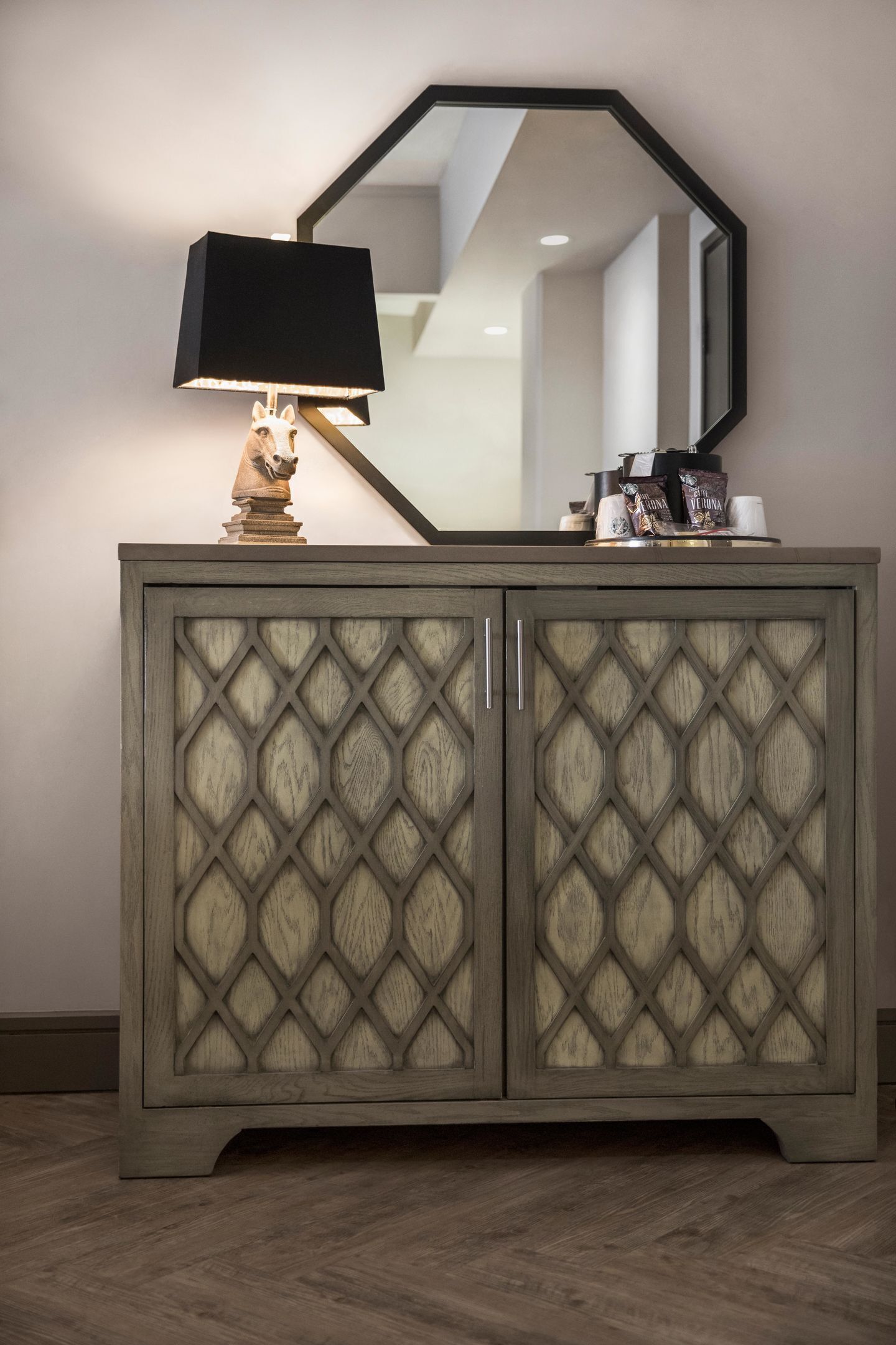 Photo - Hollywood Hotel