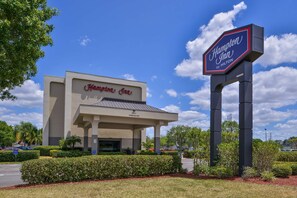 Exterior - Hampton Inn closest to Universal Orlando (Orlando)