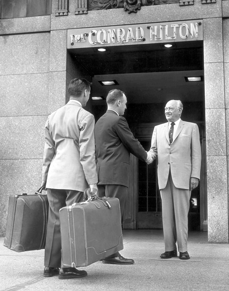 Hilton Chicago - Image 82