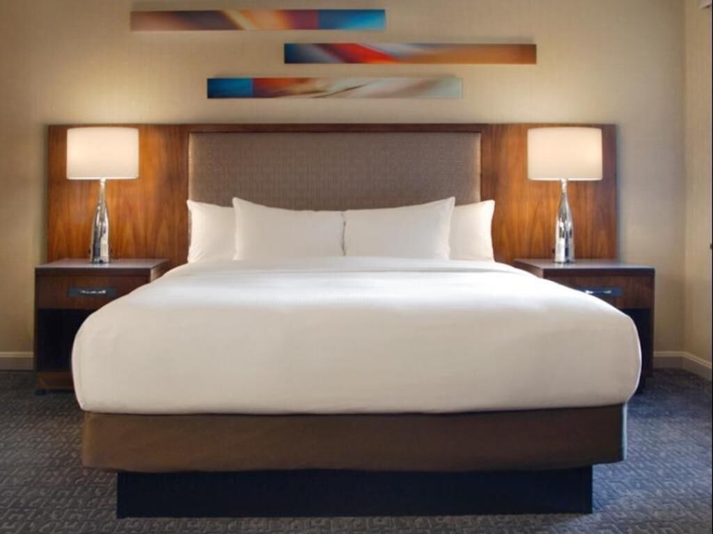 Premium bedding, pillowtop beds, in-room safe, individually decorated