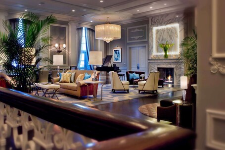 Hilton Chicago - Image 60