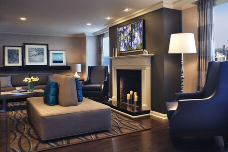 Hilton Chicago - Image 63