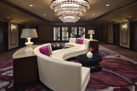 Hilton Chicago - Image 59
