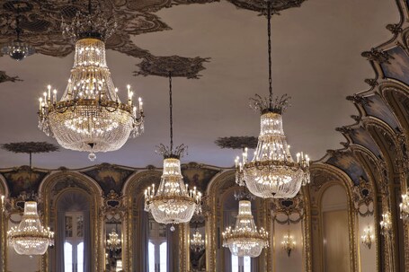 Hilton Chicago - Image 57