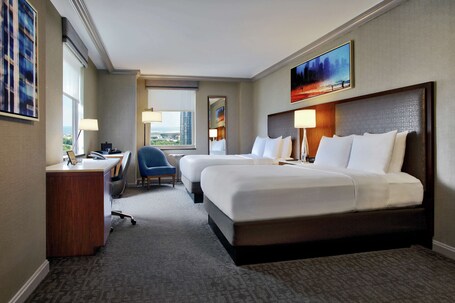 Hilton Chicago - Image 31