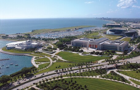 Hilton Chicago - Image 5