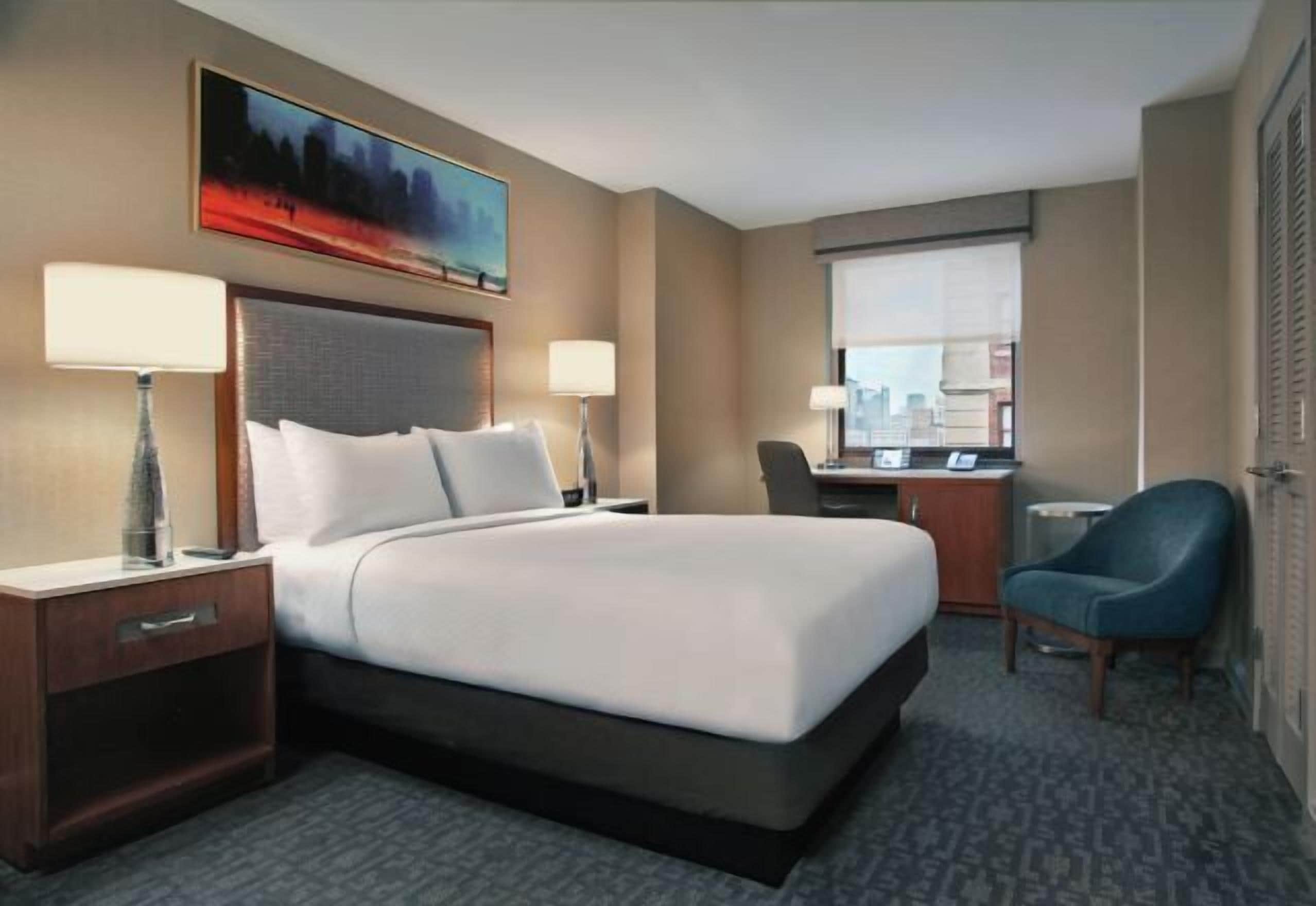 Hochwertige Bettwaren, Pillowtop-Betten, Zimmersafe