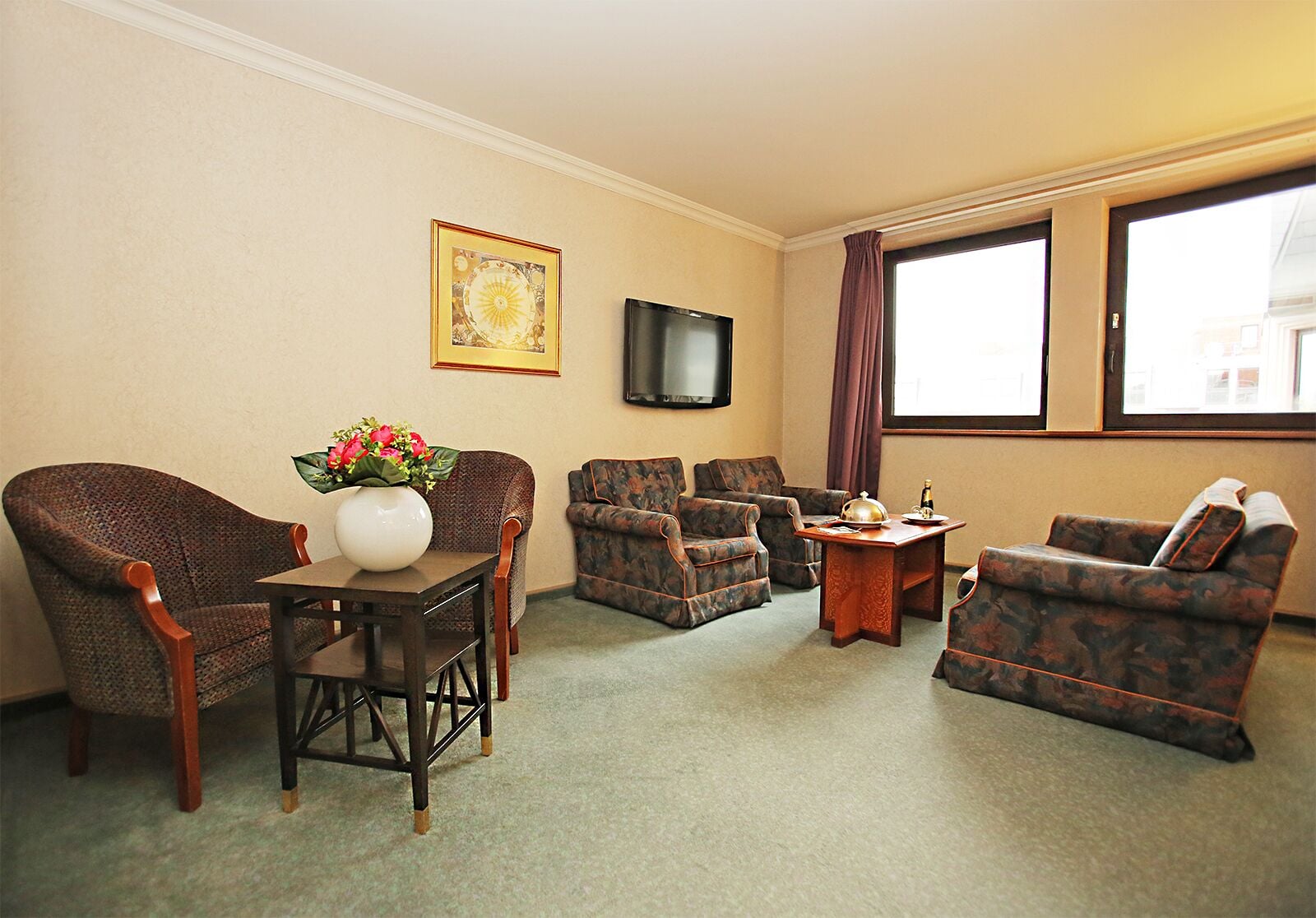 suite (studio) | 2 bedrooms, in-room safe, desk, laptop workspace