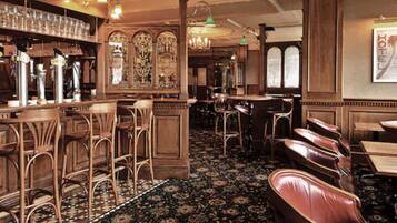 Bar (en la propiedad)