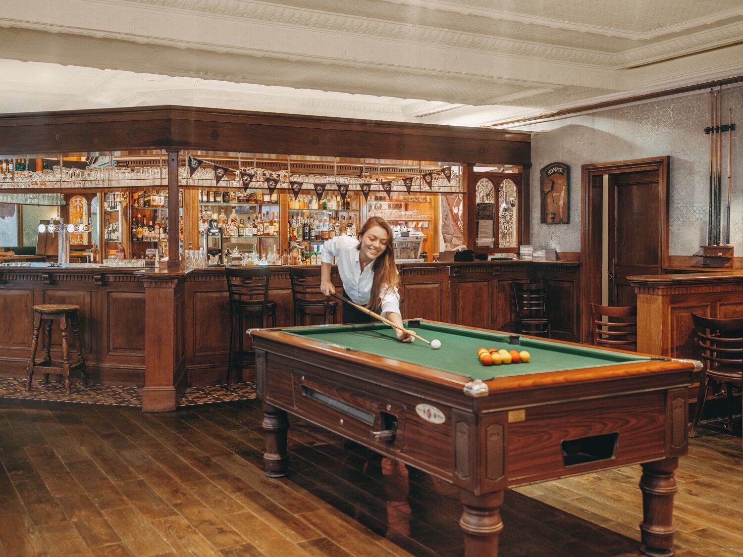 Bar (en la propiedad)