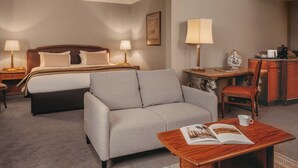 Suite (Studio)