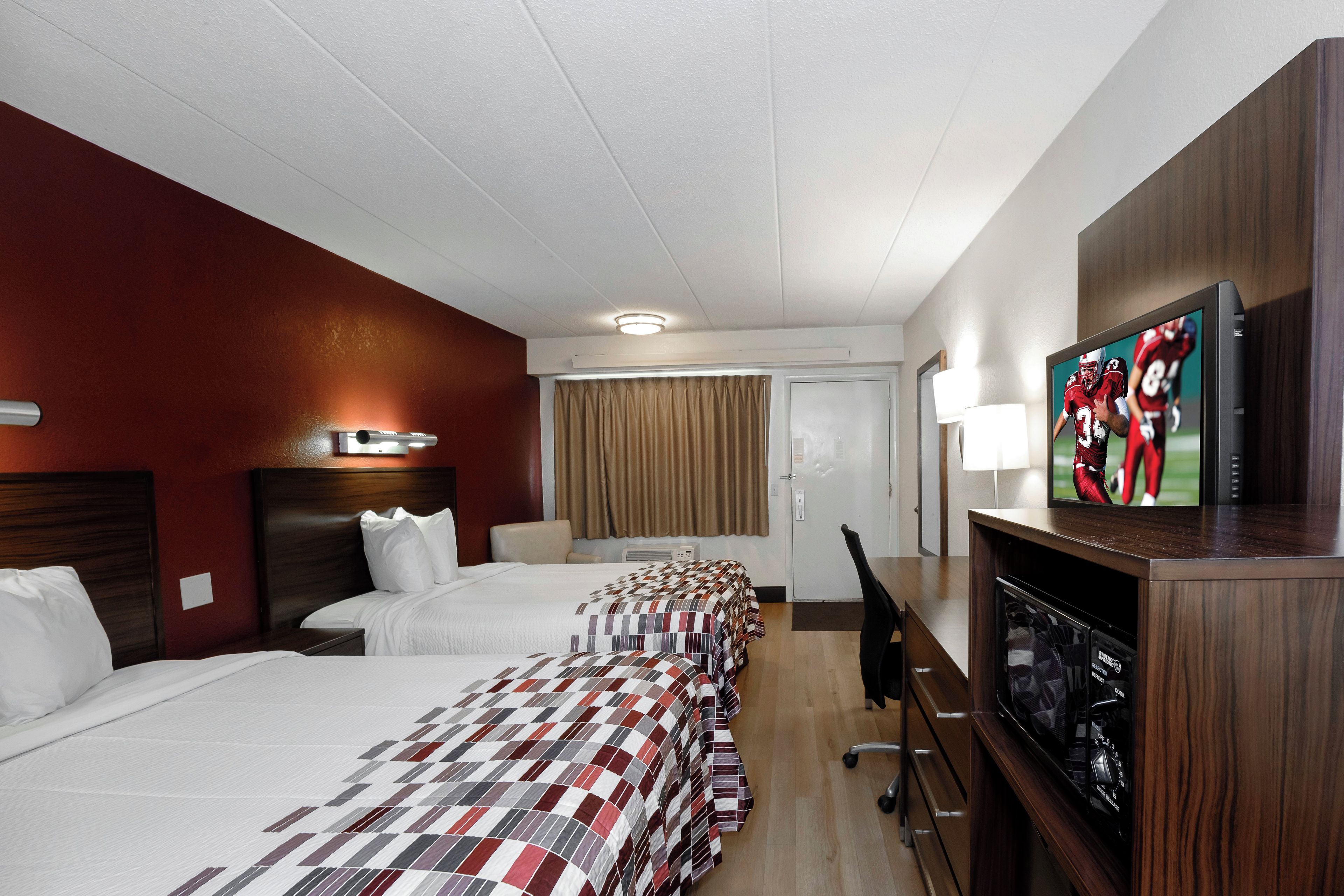 Deluxe Room, 2 Double Beds (Smoke Free) | In-room safe, desk, blackout drapes, WiFi (free)