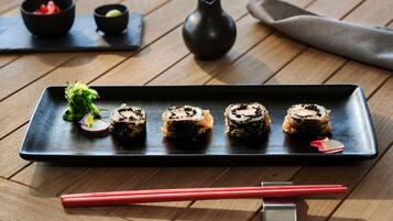 4 restaurants, breakfast, lunch, dinner served; Asian cuisine