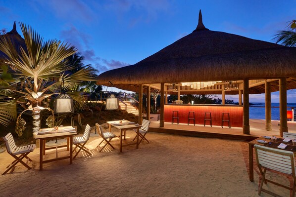 Beach bar