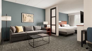 1 bedroom, premium bedding, in-room safe, desk