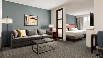 1 bedroom, premium bedding, in-room safe, desk