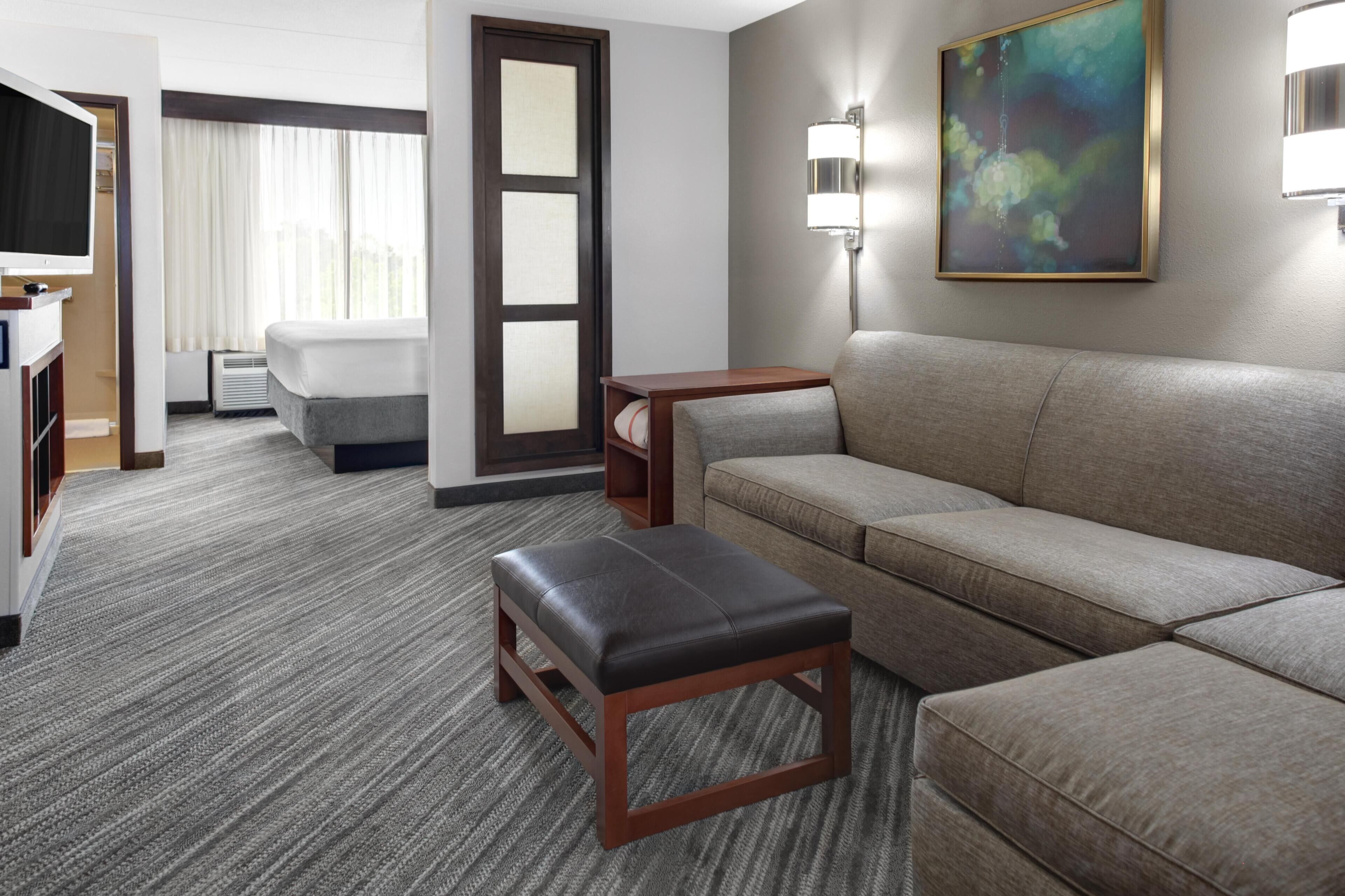 1 bedroom, premium bedding, in-room safe, desk