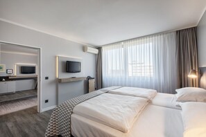 1 bedroom, hypo-allergenic bedding, in-room safe, individually decorated