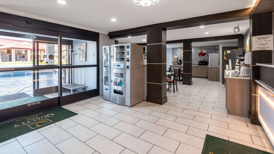 Quality Inn Cleveland North