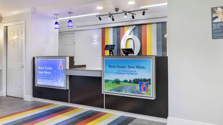 Motel 6 Beaumont, TX