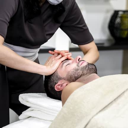 Couples treatment rooms, sauna, hot tub, Turkish bath, body treatments