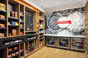 Snack bar - Hampton Inn Knoxville-West At Cedar Bluff (Knoxville)