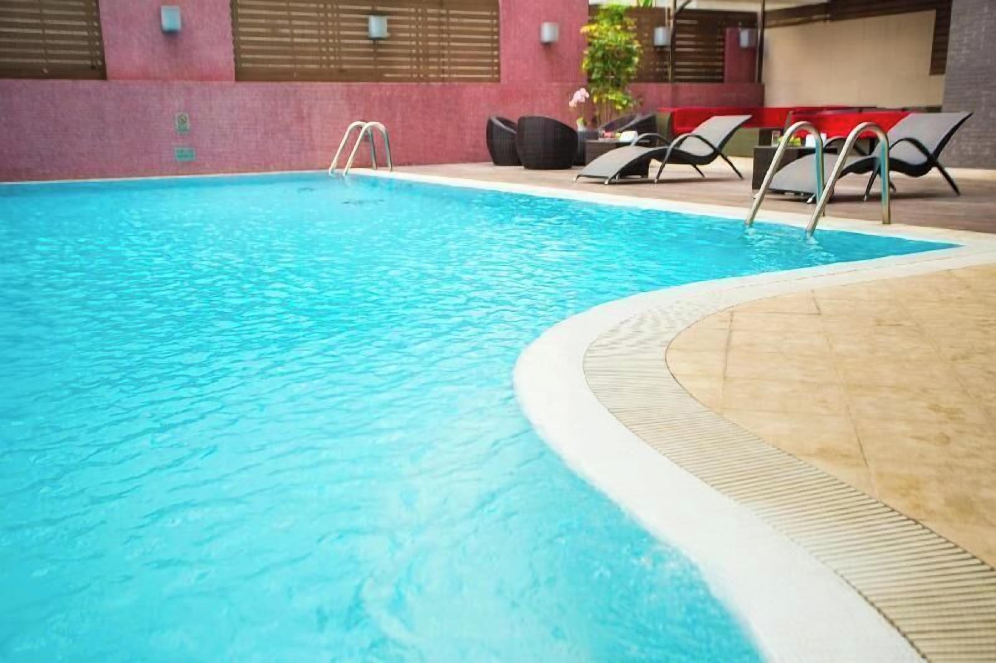 Piscine | Piscine extérieure en saison
