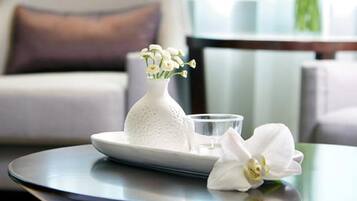 標準套房 | 房內夾萬、書桌、遮光窗簾/窗簾、免費 Wi-Fi