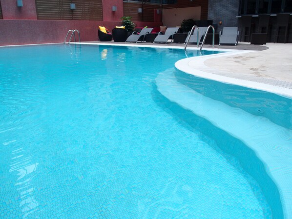 Seasonal outdoor pool