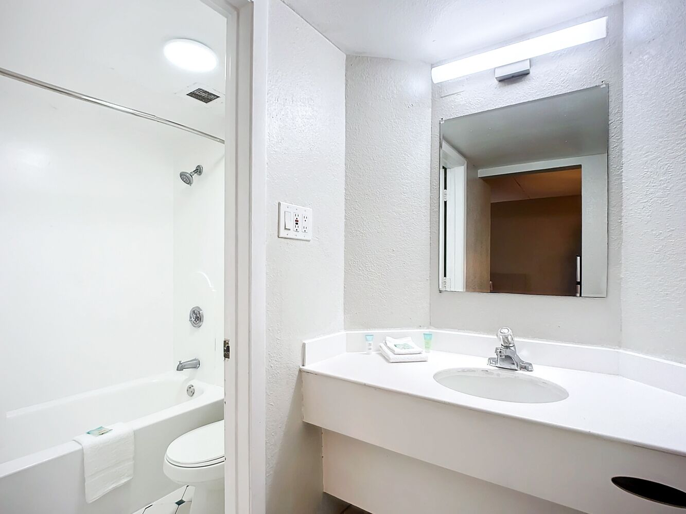 Photo - SoHo Inn and Suites Jacksonville North