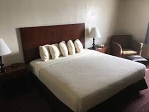 Standard Room, 2 Double Beds, Non Smoking | Desk, iron/ironing board, free WiFi