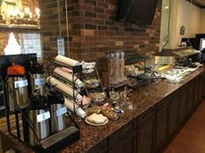 Petit déjeuner continental compris tous les jours