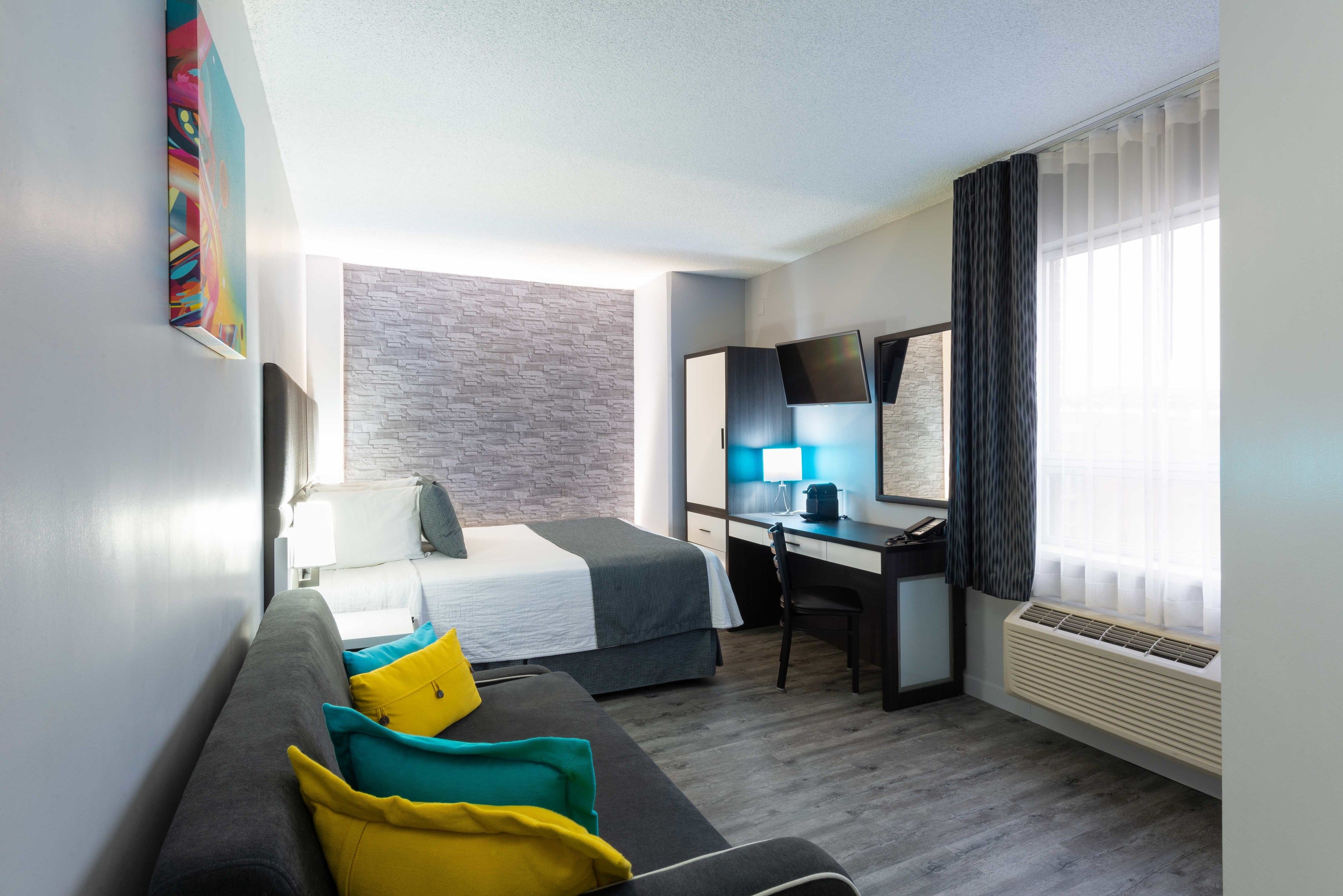 Photo - Travelodge by Wyndham Montreal Centre
