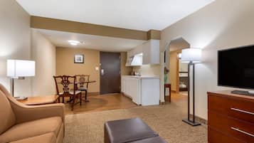 Iron/ironing board, free cribs/infant beds, rollaway beds, free WiFi