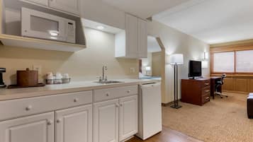 Iron/ironing board, free cribs/infant beds, rollaway beds, free WiFi