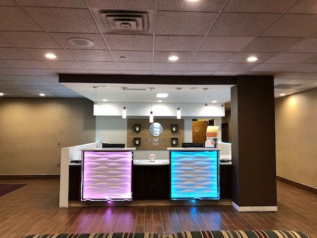 Lobby. Comfort Inn Binghamton I-81