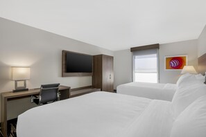 Sengetøy av topp kvalitet, skrivebord og blendingsgardiner