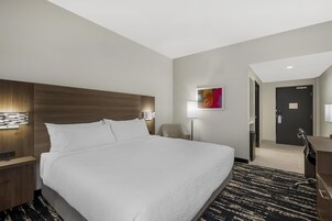 Ropa de cama de alta calidad, escritorio y cortinas blackout 